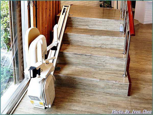 《》『泓電自動化升降椅』 Ivenの窩食在分享 Ivenの