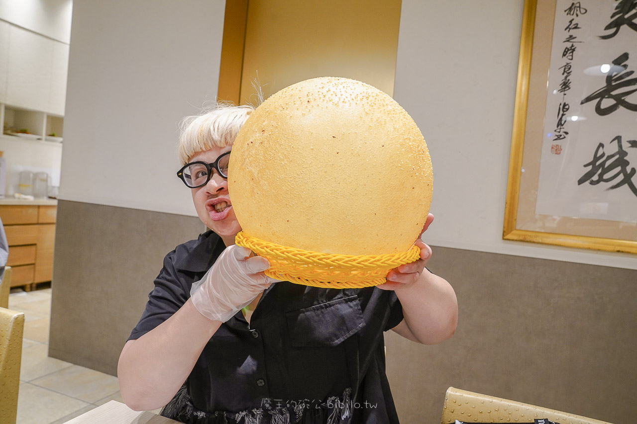 日本上野美食新發現!麻辣大學必點巨無霸芝麻球,中式料理推薦近上野公園。