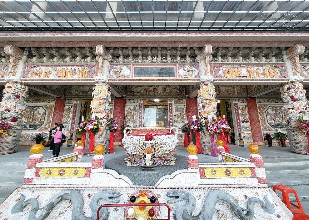 【石門珊瑚貝殼廟】