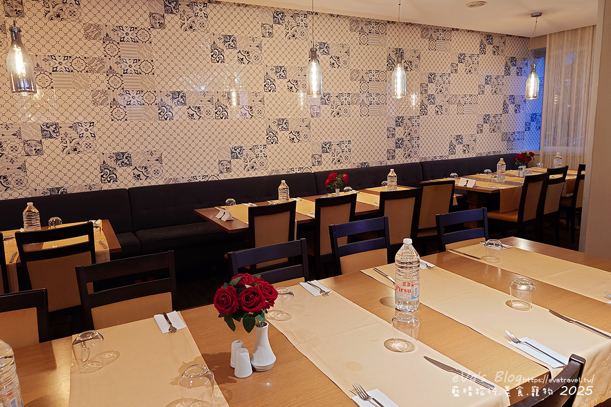 土耳其【土耳其蜜月旅遊】Le Bleu Hotel & Resort 庫薩達斯藍色酒店及度假村｜希臘式海濱度假體驗，一覺醒來擁抱愛琴海。土耳其住宿