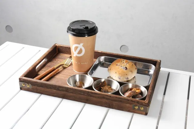 南投縣鹿谷鄉2025鹿芝谷生態景觀園區全攻略｜交通路線、門票優惠、必看可愛小動物、多肉DIY及下午茶體驗