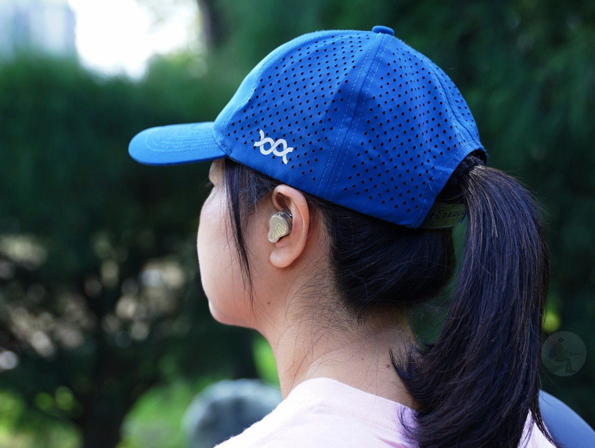 一副聽了起雞皮疙瘩的耳機,真實使用心得分享,音質、降噪、續航全面體驗|SOUNDPEATS H3 圈鐵三單體藍牙耳機【開箱評測】