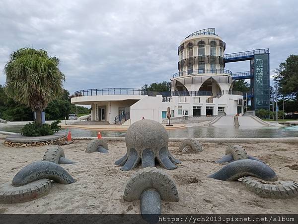 新竹市南寮漁港吹吹風