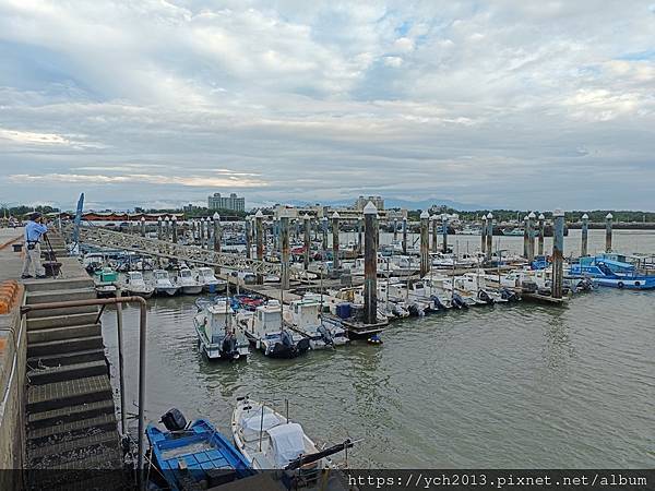 新竹市南寮漁港吹吹風