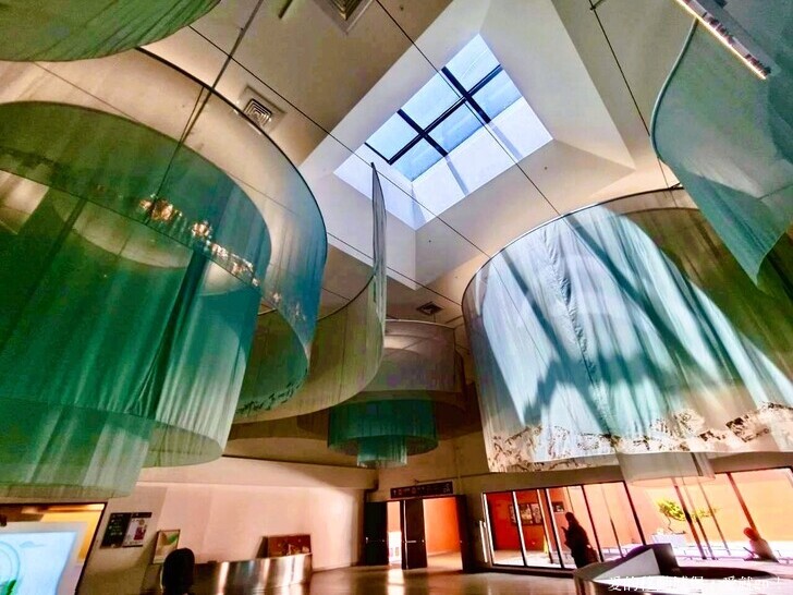 桃園市龍潭區【臺灣客家茶文化館】全台唯一!六國茶席體驗 享受專屬茶旅巡禮，體驗獨一無二的文化饗宴 中秋節 客茶樓推出『唐博福烤雞』挑戰大胃王免費吃  浪漫台三線旅遊景點 愛就跟我一起快樂GO !