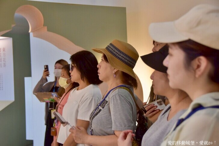 桃園市龍潭區【臺灣客家茶文化館】全台唯一!六國茶席體驗 享受專屬茶旅巡禮，體驗獨一無二的文化饗宴 中秋節 客茶樓推出『唐博福烤雞』挑戰大胃王免費吃  浪漫台三線旅遊景點 愛就跟我一起快樂GO !