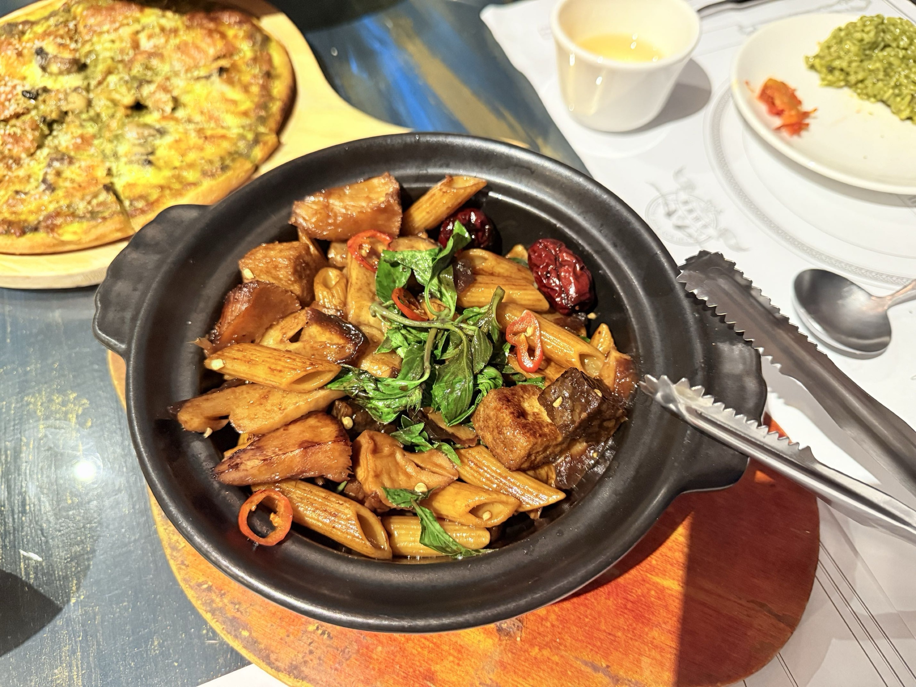 台南市中西區台南市蔬食餐廳：赤崁璽楼。老屋洋房中西式蔬食料理