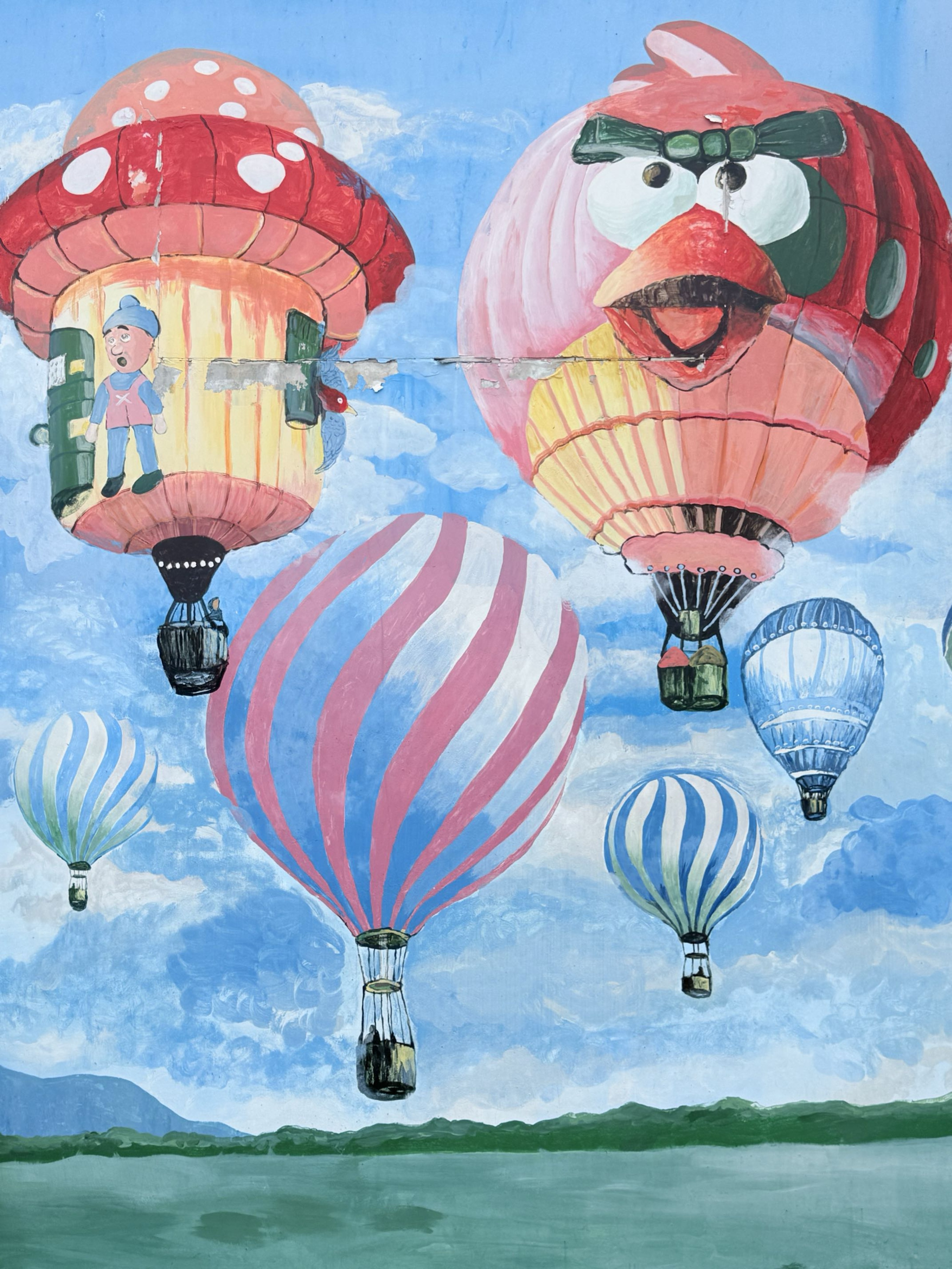 台南市北門區旅途中的幸福時光。水晶教堂北門遊客中心。幸福美麗的婚紗拍攝地點