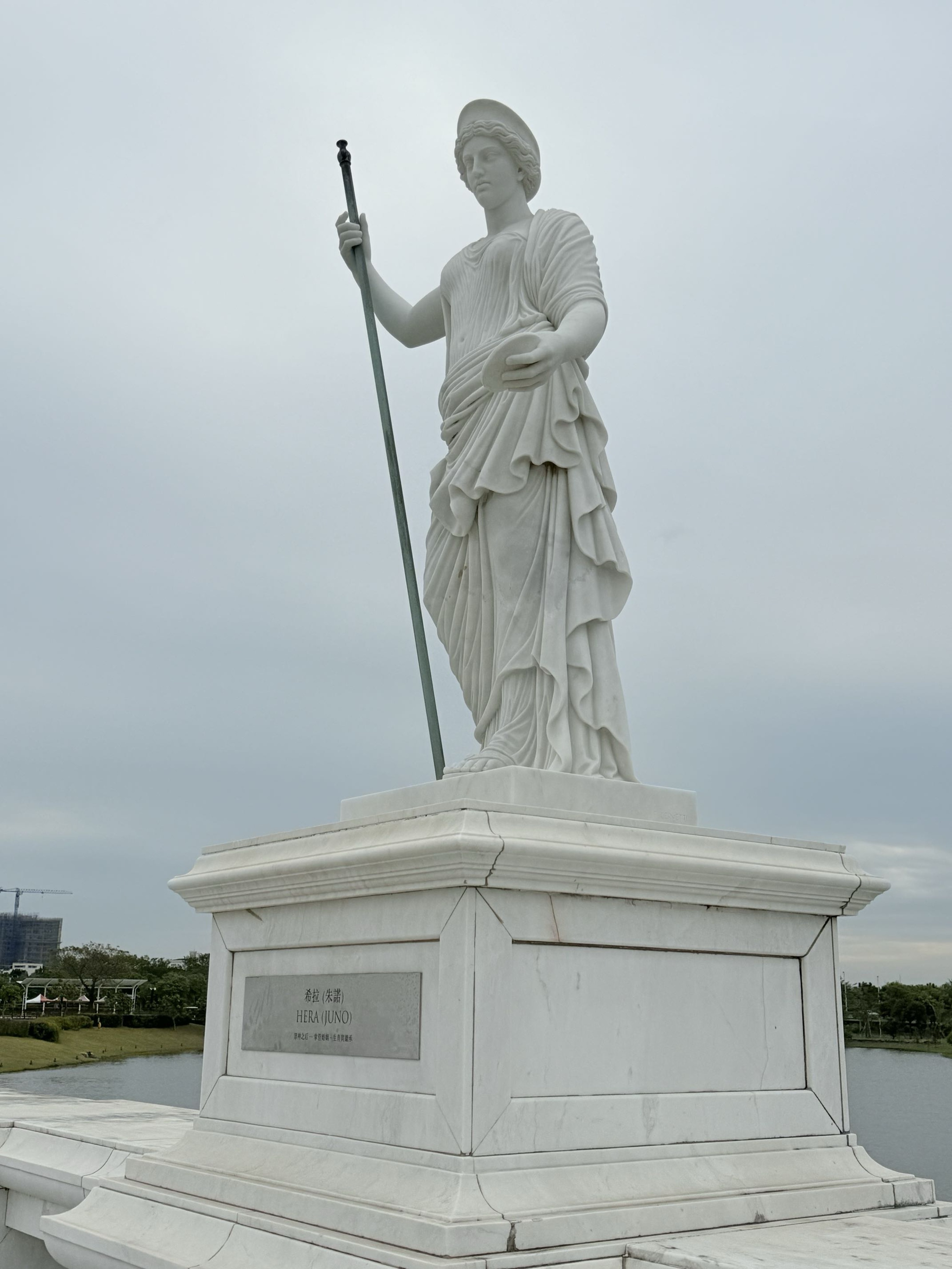 旅途中的幸福時光:台南。奇美。青鯤鯓扇形鹽田。午餐 阿月虱目魚粥。七股鹽山