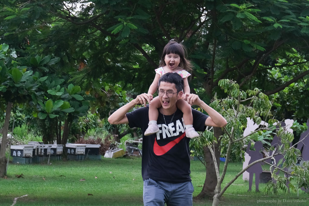 高雄阿蓮｜崗發蜂蜜養蜂人家，零距離與蜜蜂親密接觸！40年純天然蜂蜜自產自銷 @黛西優齁齁 DaisyYohoho 世界自助旅行/旅行狂/背包客/美食生活