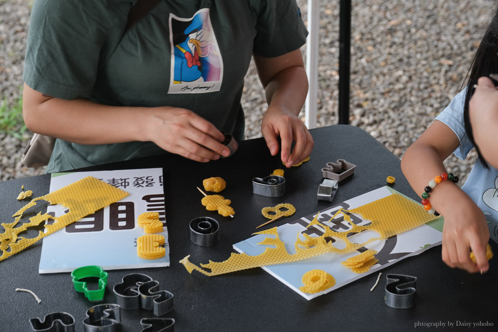 高雄阿蓮｜崗發蜂蜜養蜂人家，零距離與蜜蜂親密接觸！40年純天然蜂蜜自產自銷 @黛西優齁齁 DaisyYohoho 世界自助旅行/旅行狂/背包客/美食生活