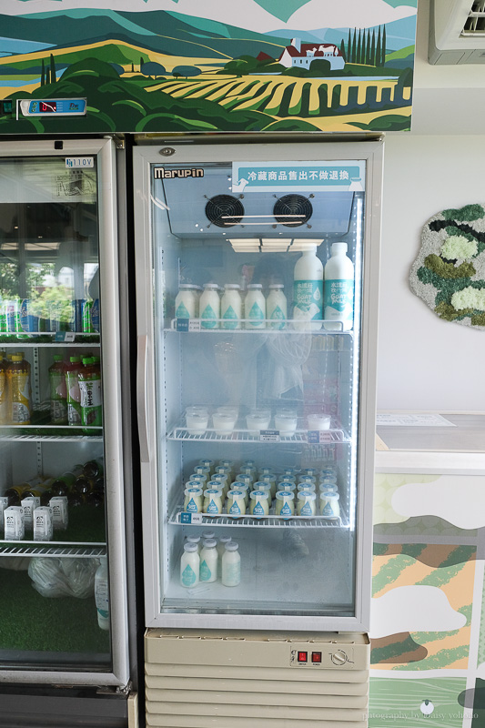 高雄橋頭親子景點「水流莊牧場」餵小羊、吃羊奶冰淇淋《羊奶失竊案》實境解謎好好玩!