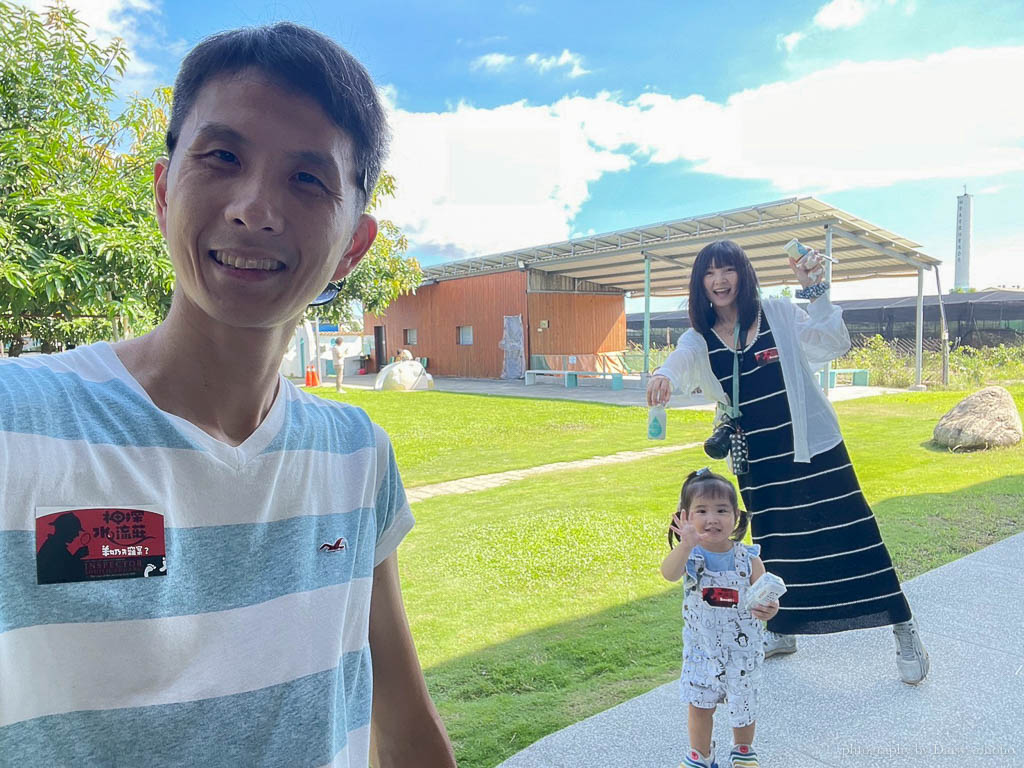 高雄橋頭親子景點「水流莊牧場」餵小羊、吃羊奶冰淇淋《羊奶失竊案》實境解謎好好玩!