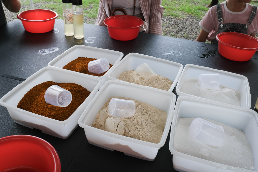 高雄阿蓮｜崗發蜂蜜養蜂人家，零距離與蜜蜂親密接觸！40年純天然蜂蜜自產自銷 @黛西優齁齁 DaisyYohoho 世界自助旅行/旅行狂/背包客/美食生活