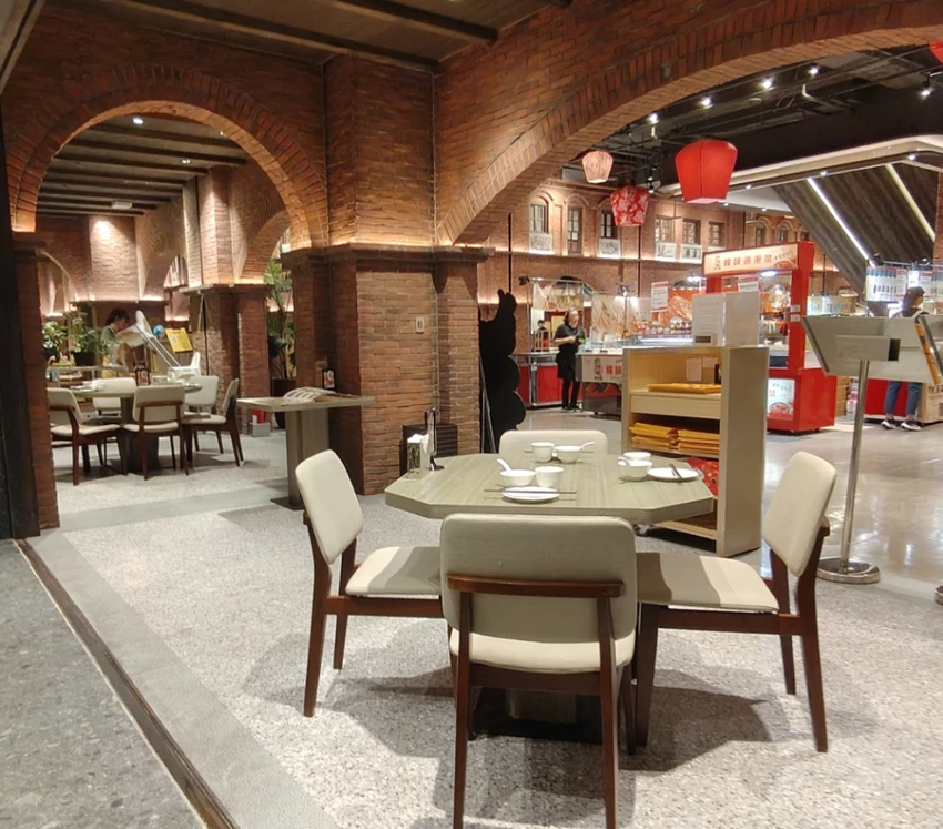 【竹北美食】四川吳抄手遠百竹北店｜紅油抄手、水煮牛必點！香麻