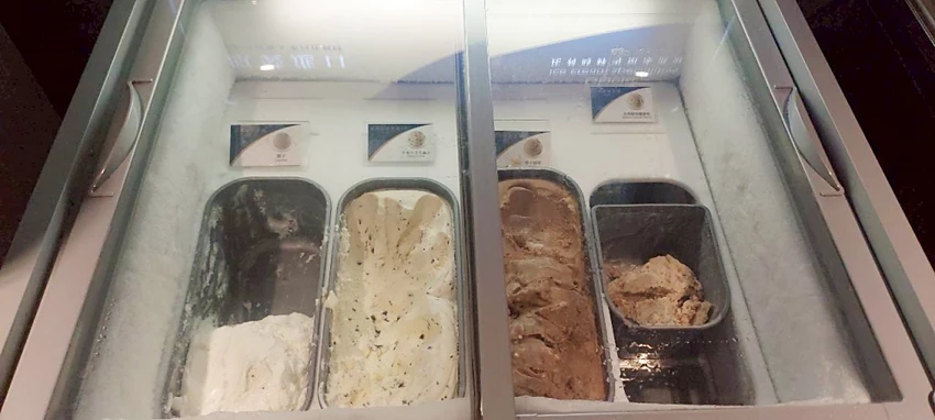 美食｜高雄美食推薦「這間串燒」，最Chill吃到飽 KTV，