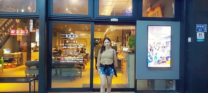 美食｜高雄美食推薦「這間串燒」，最Chill吃到飽 KTV，