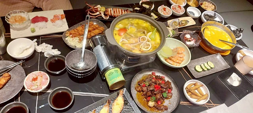 美食｜高雄美食推薦「這間串燒」，最Chill吃到飽 KTV，