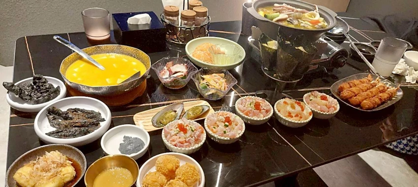 美食｜高雄美食推薦「這間串燒」，最Chill吃到飽 KTV，