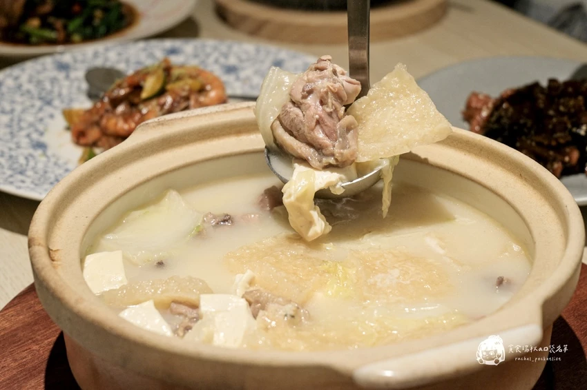 台中南屯｜瓦庫燒肉&不葷主義新品牌，雞湯界愛馬仕！顛覆中菜印象的現代風餐廳｜GOGOGA 極上雞湯 新派中菜...