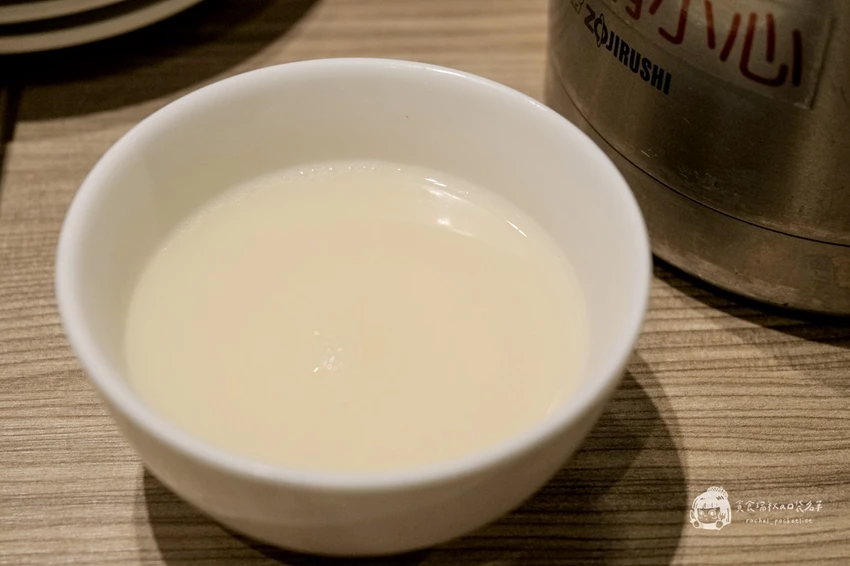 台中必吃燒肉推薦！屋馬燒肉豪華牛小排套餐，海陸盛宴雙人享用超滿足。