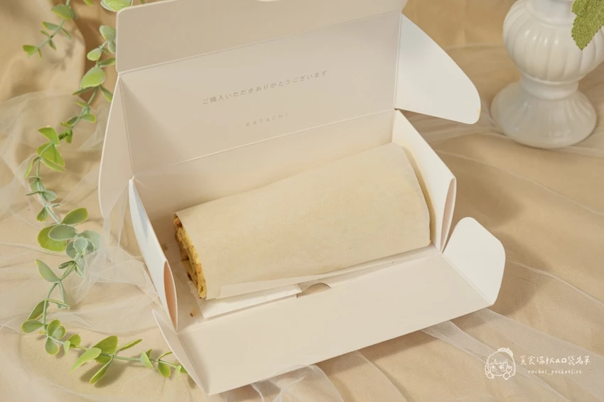 宅配美食｜費南雪禮盒＋開心果千層捲開箱｜大阪人氣甜點品牌台灣限定版！儀式感下午茶首選｜Katachi形 – 貪...
