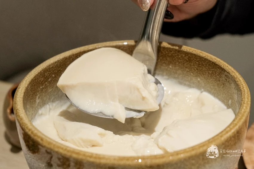 台中南屯｜瓦庫燒肉&不葷主義新品牌，雞湯界愛馬仕！顛覆中菜印象的現代風餐廳｜GOGOGA 極上雞湯 新派中菜...