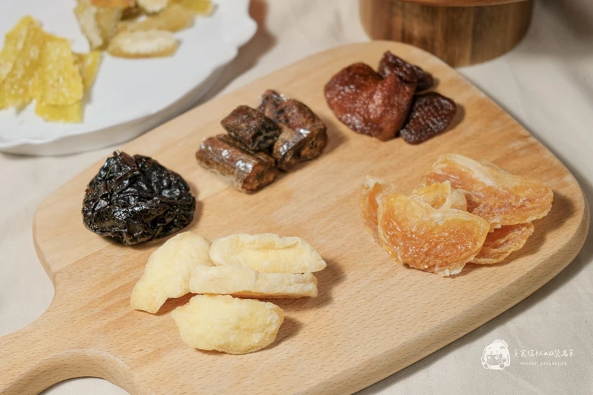 宅配美食｜台灣在地品牌！嚴選8款精品果乾、低溫烘焙香氣滿分｜多利多 皇家禮盒 綜合果乾 – 貪食瑞秋a口袋...