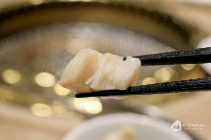 台中必吃燒肉推薦！屋馬燒肉豪華牛小排套餐，海陸盛宴雙人享用超滿足。