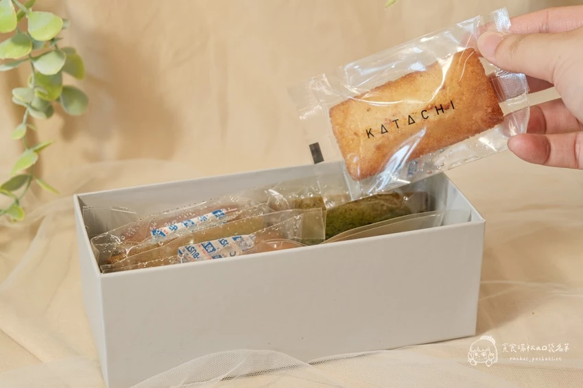 宅配美食｜費南雪禮盒＋開心果千層捲開箱｜大阪人氣甜點品牌台灣限定版！儀式感下午茶首選｜Katachi形 – 貪...