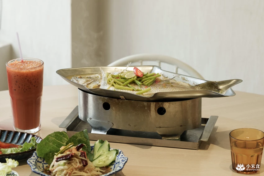MeMeThai蜜蜜泰泰式餐廳｜泰泰們好料上桌摟，北屯家庭聚餐，2025台中泰式餐廳推薦 – 小米食