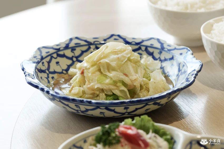 MeMeThai蜜蜜泰泰式餐廳｜泰泰們好料上桌摟，北屯家庭聚餐，2025台中泰式餐廳推薦 – 小米食