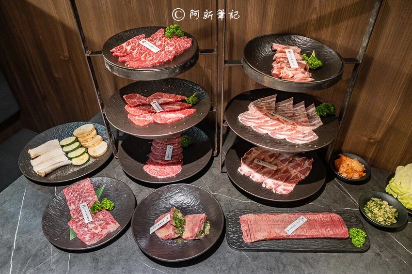 彰化燒肉脂本燒肉超犯規!必點30CM幻切牛舌,A5和牛入口即化。