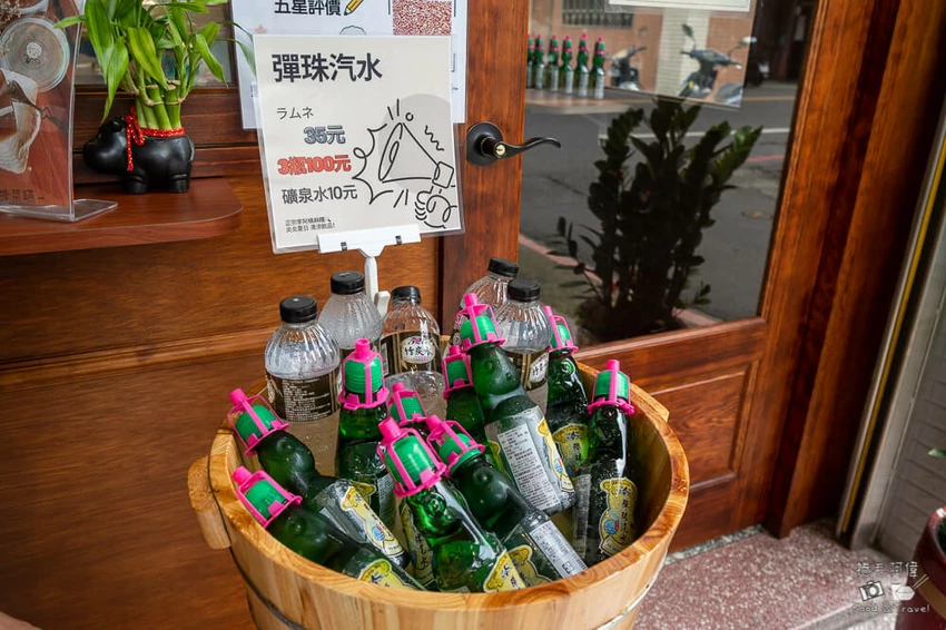 宜蘭麻糬再加一!李阿桶麻糬每日現包麻糬內餡飽滿,必買宜蘭排隊伴手禮。