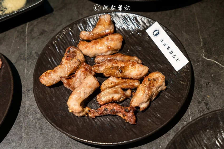 彰化燒肉脂本燒肉超犯規!必點30CM幻切牛舌,A5和牛入口即化。