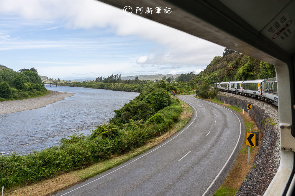 紐西蘭南島北島之旅，皇后鎮、庫克山隱士廬、毛利文化村、米佛峽灣全收錄