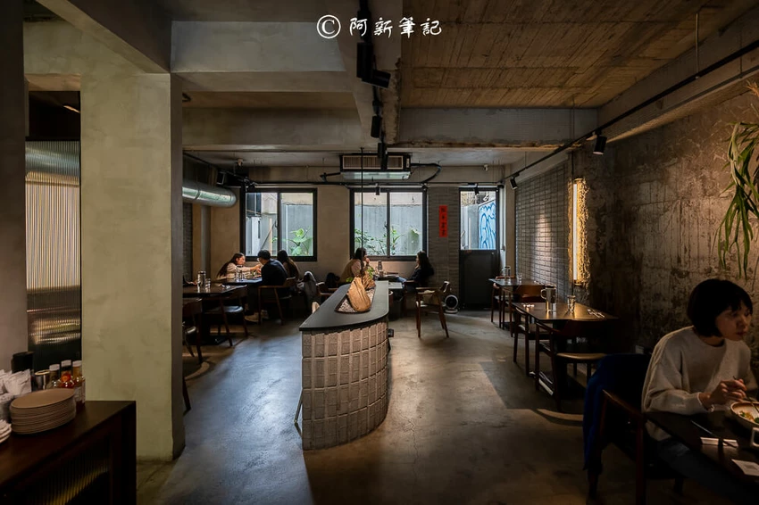 台中車站早午餐必訪！老宅咖啡館舒肥鴨胸與義大利麵道道是主打。