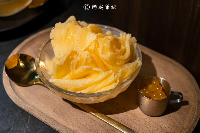 彰化燒肉脂本燒肉超犯規!必點30CM幻切牛舌,A5和牛入口即化。