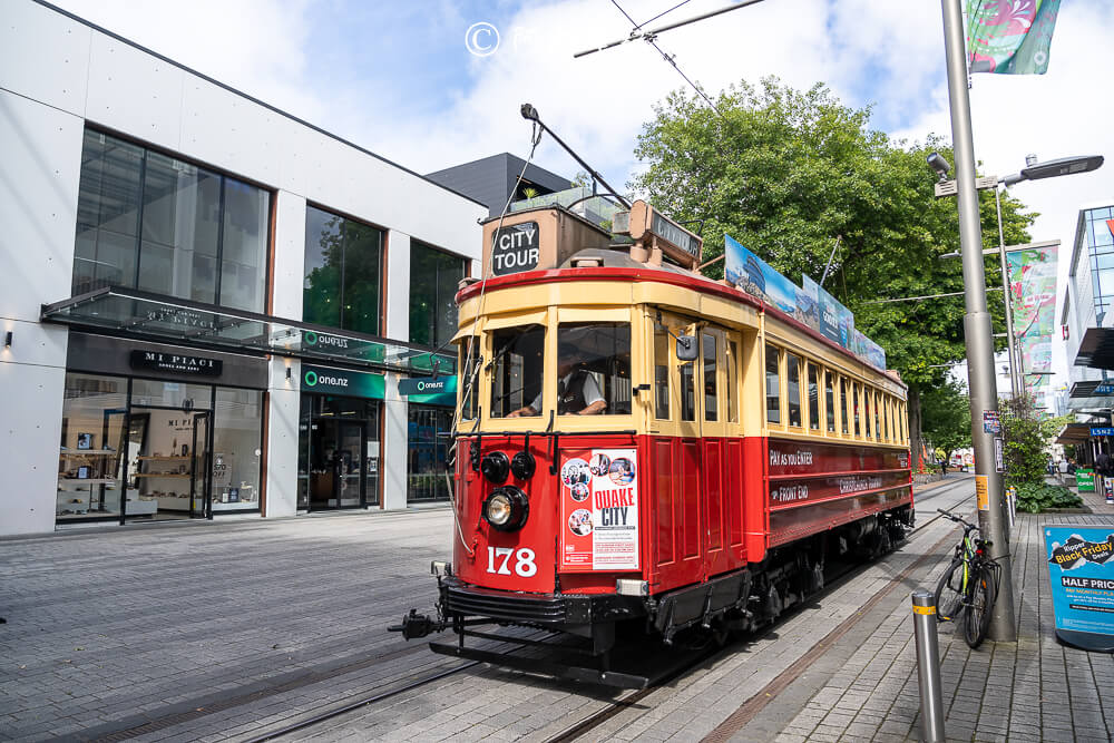 紐西蘭南島北島之旅，皇后鎮、庫克山隱士廬、毛利文化村、米佛峽灣全收錄