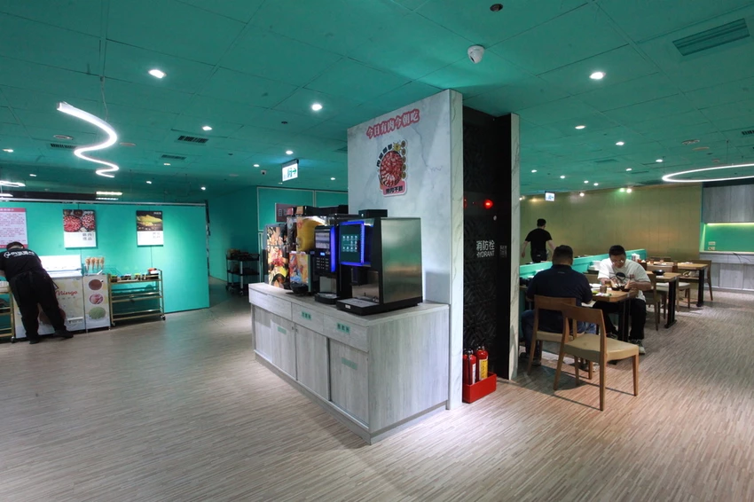 肉多多火鍋－台南新光中山店