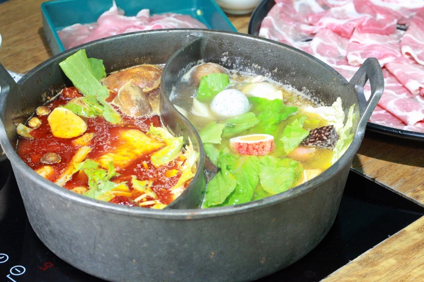 肉多多火鍋－台南新光中山店