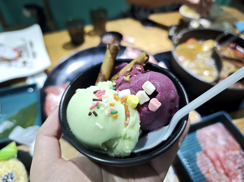 吃。台南市。美食|中西區 。「肉多多火鍋－台南新光中山店」網