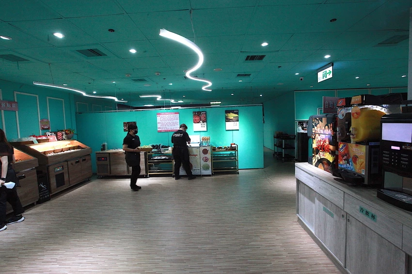 肉多多火鍋－台南新光中山店