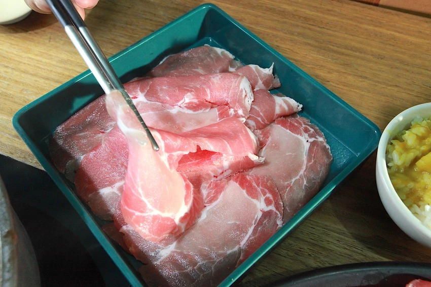 肉多多火鍋－台南新光中山店