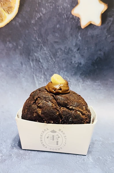 【台北甜點】柔軟的魔法降臨，雪系町萬聖節限定【生甜甜圈】禮盒