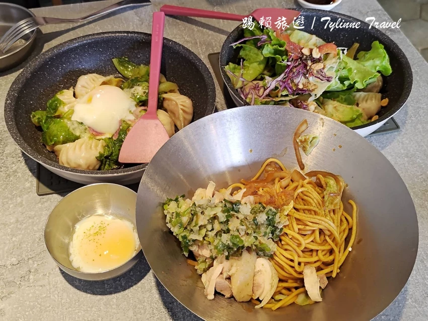 【新竹美食】鉄燒餃子，獨家特色餃子與炒麵雙重奏 | 創意台日料理 | 質感日式登山風小餐館 | 新竹必吃推薦...