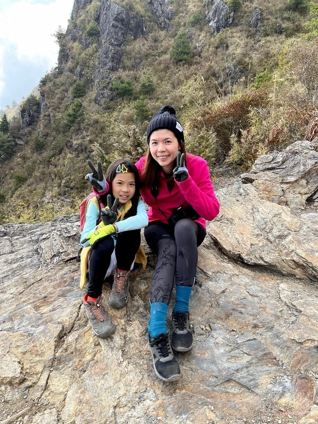 【百岳】玉山前峰(二刷)一日單攻《 3個小隊友(3歲7歲 【百岳】玉山前峰(二刷)一日單攻《 3個小隊友(3歲7歲