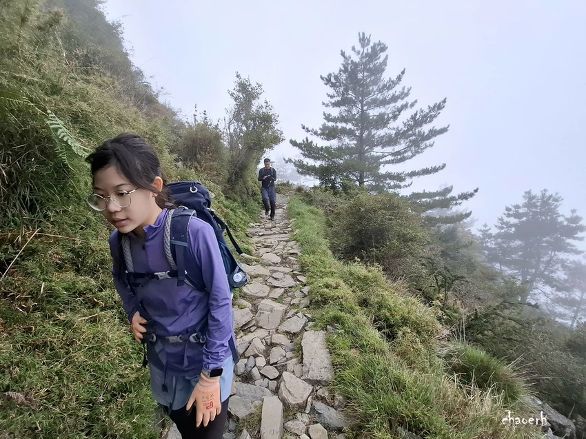 【百岳】玉山前峰(二刷)一日單攻《 3個小隊友(3歲7歲 【百岳】玉山前峰(二刷)一日單攻《 3個小隊友(3歲7歲