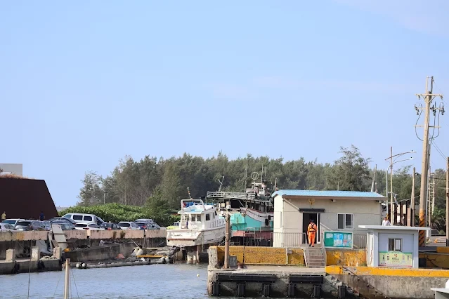 永安漁港 (西濱公路) - 海巡 永安漁港 (西濱公路) - 海巡