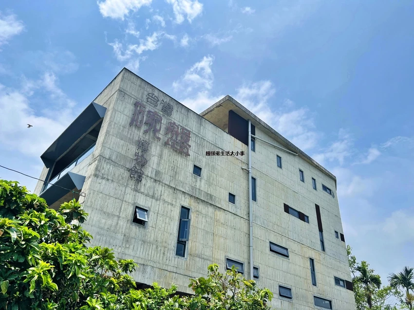 宜蘭親子景點推薦！宜蘭碗盤博物館門票只要50元，上萬件收藏超好拍。